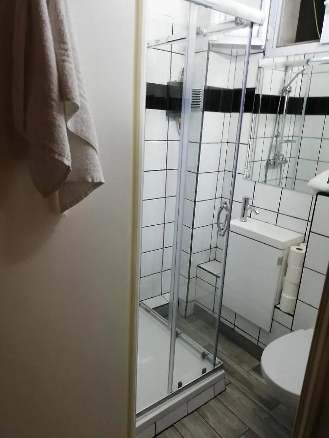 Charming Central Studio *